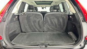 Volvo XC90 2.0 B5D [235] Plus Dark 5dr AWD Geartronic