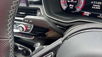 Audi A4 Avant 40 TFSI 204 Black Edition 5dr S Tronic