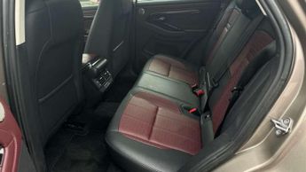 Land Rover Range Rover Evoque 2.0 D200 R-Dynamic HSE 5dr Auto