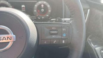 Nissan Qashqai 1.3 DiG-T MH 158 Premiere Edition 5dr Xtronic