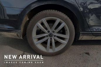 Volkswagen Passat Estate 2.0 TDI EVO SCR SEL 5dr DSG