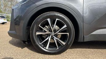 Toyota C-HR 1.8 Hybrid Design 5dr CVT