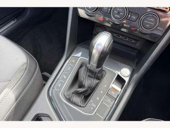 Volkswagen Tiguan 1.5 TSi EVO 150 R-Line 5dr DSG