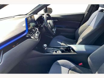 Toyota C-HR 1.8 Hybrid Dynamic 5dr CVT
