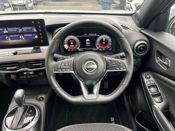 Nissan Juke 1.0 DiG-T N-Connecta 5dr DCT