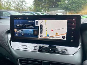 Nissan Juke 1.0 DiG-T N-Connecta 5dr DCT