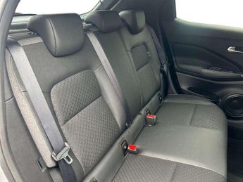 Nissan Juke 1.0 DiG-T N-Connecta 5dr DCT