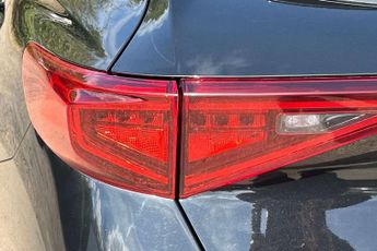 Cupra Formentor 1.4 eHybrid 204 V2 5dr DSG