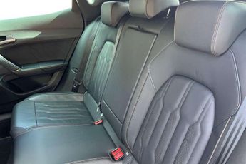 Cupra Formentor 1.4 eHybrid 204 V2 5dr DSG