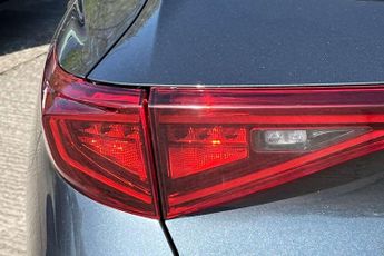 Cupra Formentor 1.4 eHybrid 204 V2 5dr DSG