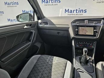 Volkswagen Tiguan 1.4 TSI eHybrid R-Line 5dr DSG