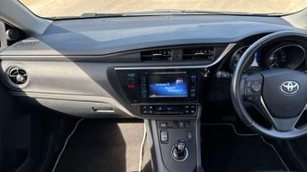 Toyota Auris 1.8 Hybrid Icon Tech TSS 5dr CVT