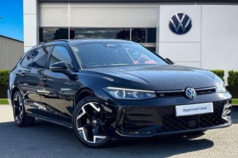 Volkswagen Passat 1.5 eTSI R-Line 5dr DSG