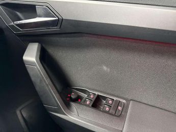 SEAT Arona 1.0 TSI 115 FR Black Edition 5dr DSG