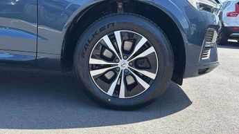 Volvo XC60 2.0 B5P Core 5dr AWD Geartronic