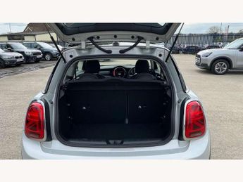 MINI Hatchback 1.5 Cooper Classic II 3dr Auto