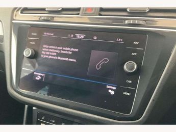 Volkswagen Tiguan 2.0 TDI R-Line 5dr DSG