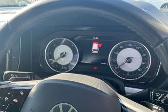 Volkswagen Touareg 3.0 V6 TDI 4Motion 231 SEL 5dr Tip Auto