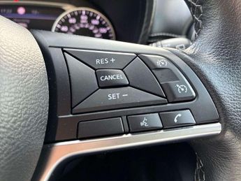 Nissan Juke 1.6 Hybrid N-Connecta 5dr Auto