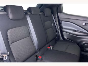 Nissan Juke 1.0 DiG-T N-Connecta 5dr DCT