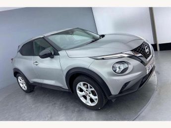 Nissan Juke 1.0 DiG-T N-Connecta 5dr DCT