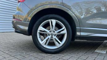 Audi Q3 40 TFSI Quattro S Line 5dr S Tronic