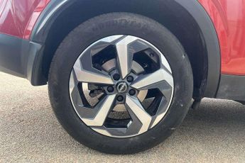 Nissan Qashqai 1.3 DiG-T MH 158 N-Connecta 5dr Xtronic