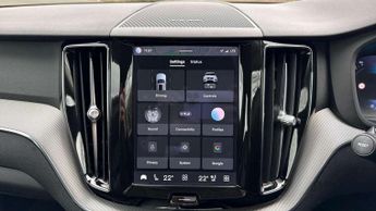 Volvo XC60 2.0 B4P Plus Dark 5dr Geartronic