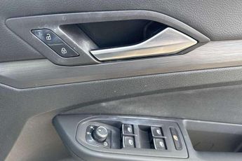 Volkswagen Golf 1.5 eTSI 150 Style 5dr DSG