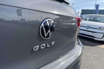 Volkswagen Golf 1.5 eTSI 150 Style 5dr DSG