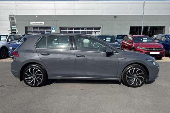 Volkswagen Golf 1.5 eTSI 150 Style 5dr DSG