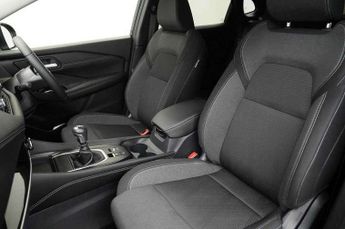 Nissan Qashqai 1.3 DiG-T MH N-Connecta 5dr