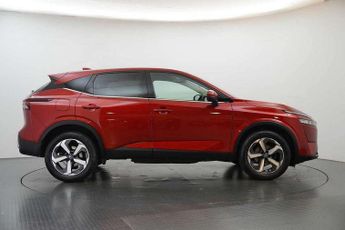 Nissan Qashqai 1.3 DiG-T MH N-Connecta 5dr