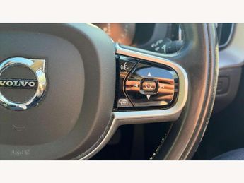 Volvo XC60 2.0 T8 Hybrid Inscription Pro 5dr AWD Geartronic