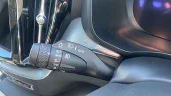 Volvo XC60 2.0 B4P Plus Dark 5dr Geartronic