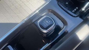 Volvo XC60 2.0 B4P Plus Dark 5dr Geartronic