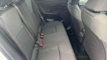 Toyota Yaris Cross 1.5 Hybrid Design 5dr CVT