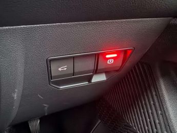 Dacia Journey 1.8 Hybrid 155 Journey 5dr Auto