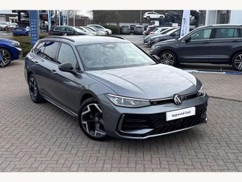 Volkswagen Passat 1.5 eTSI R-Line 5dr DSG