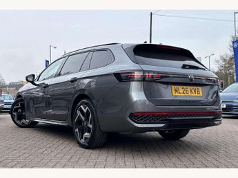 Volkswagen Passat 1.5 eTSI R-Line 5dr DSG