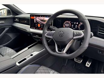 Volkswagen Passat 1.5 eTSI R-Line 5dr DSG