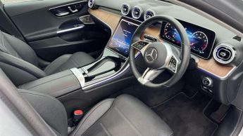 Mercedes-Benz C-Class C200 Exclusive Luxury 4dr 9G-Tronic
