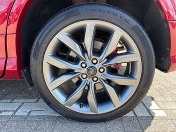 Ford Kuga 2.0 TDCi 180 ST-Line Edition 5dr Auto