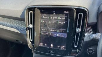Volvo XC40 2.0 B4P R DESIGN Pro 5dr Auto