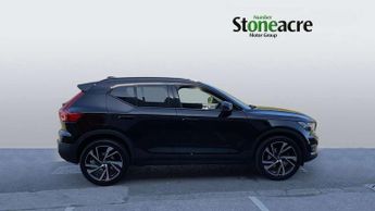 Volvo XC40 2.0 B4P R DESIGN Pro 5dr Auto