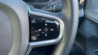 Volvo XC90 2.0 B5P Ultra Dark 5dr AWD Geartronic