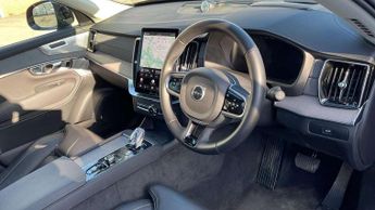 Volvo XC90 2.0 B5P Ultra Dark 5dr AWD Geartronic