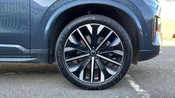 Volvo XC90 2.0 B5P Ultra Dark 5dr AWD Geartronic