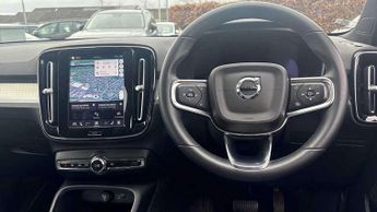 Volvo XC40 2.0 B3P Core 5dr Auto
