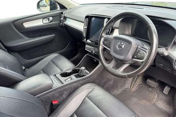 Volvo XC40 2.0 D3 Momentum 5dr AWD Geartronic